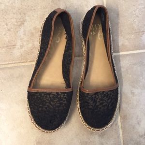 Lace Flats